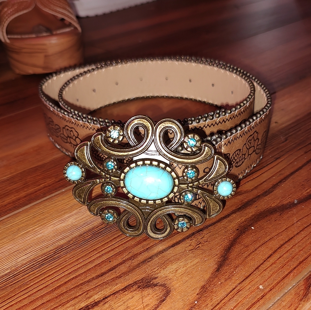 Turquoise and Gold Ornate Women's Belt And Buckle